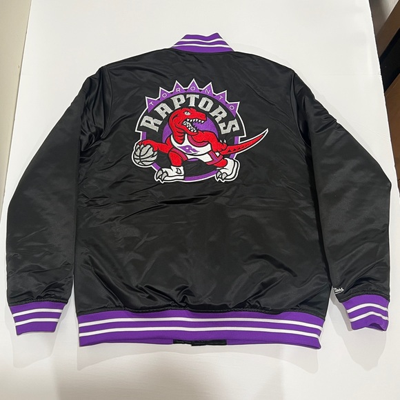 Mitchell & Ness, NBA Heavyweight Jacket, Toronto Raptors - Picture 7 of 9